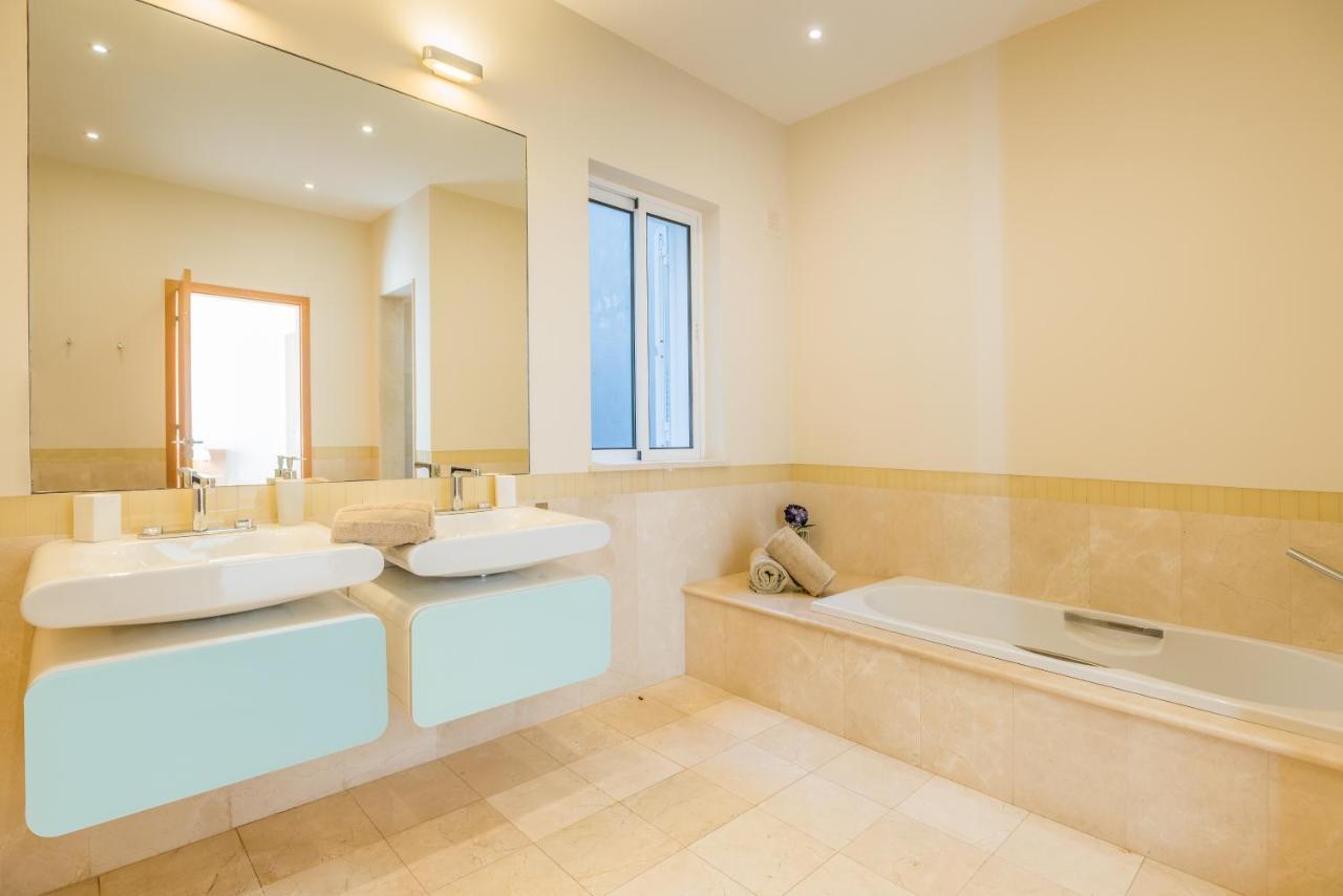 Villa La Terrasse Palheiro Village With Private Pool By Hr Madeira 丰沙尔 外观 照片